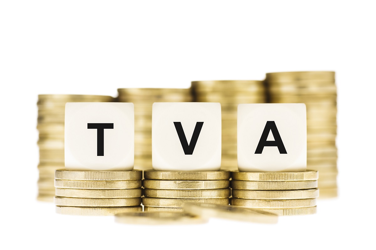 Teancuri de monezi reprezentând economia la TVA (Shutterstock)